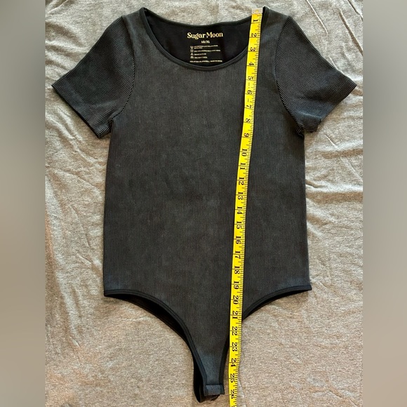 NWOT SS Gray Bodycon Rib Bodysuit. *Sugar Moon/Sz. L/XL. - Picture 7 of 9